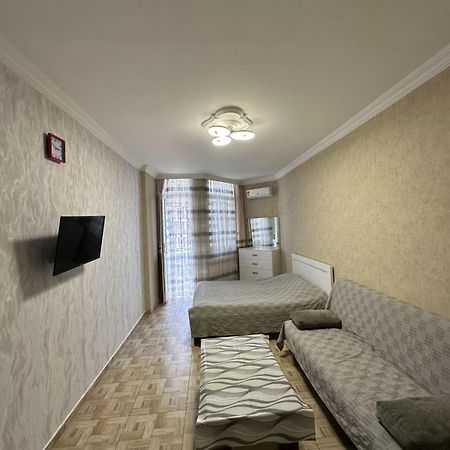 Батуми Центр , Апартаменты 2 Минуты Море Exterior foto